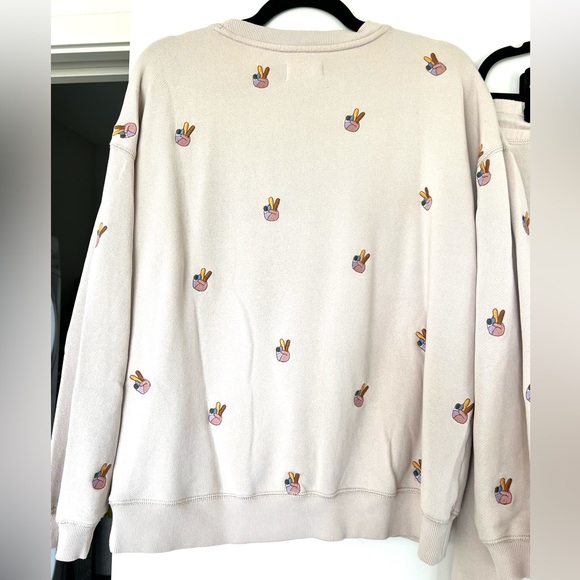 Lou & Grey Cotton Beige Embroidered Peace Sign Matching Sweatshirt and Pant Set - Picture 5 of 9